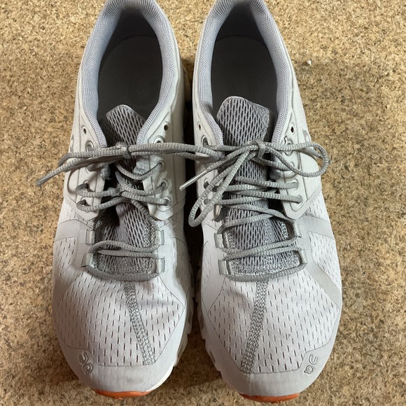 On Cloud Shoes - On Clouds women’s size 8 medium